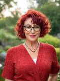 Short-Hairstyles-for-Over-50-with-Glasses-The-Ultimate-Bob-Guide-038