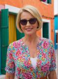 Short-Hairstyles-for-Over-50-with-Glasses-The-Ultimate-Bob-Guide-203